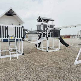 Happy Hideout Vinyl Playset