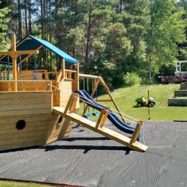 Small Playship With Swing Beam